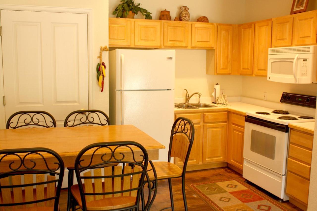 Pinecreek #I - 1 Bedroom - Close To Town - Shuttle To Slopes - Pool And Hot Tub Access 布雷肯里奇 外观 照片